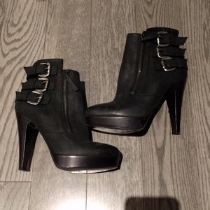 Beautiful boots by David Dixon🌸🍀🍀